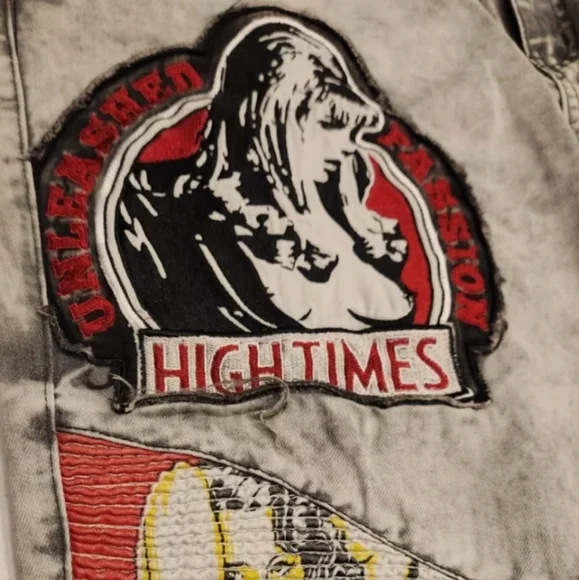 High Times Mens Graphic Printed Distressed Ribbed Moto Jeans White Wash/32/NWT